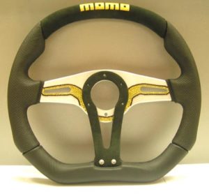 Руль MOMO