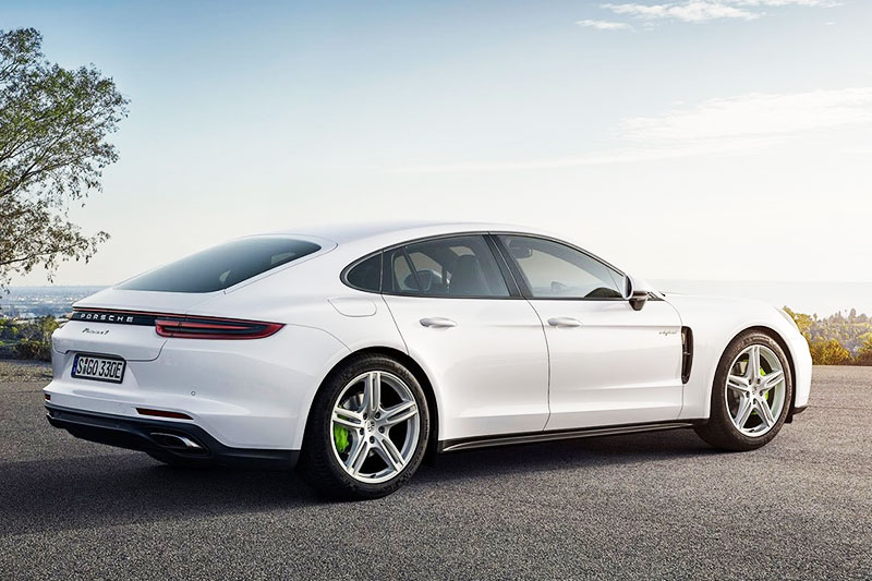 Гибридный-Porsche-Panamera